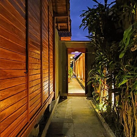 Hotel Ngesil Private Joglo & Pool Ubud Esterno foto