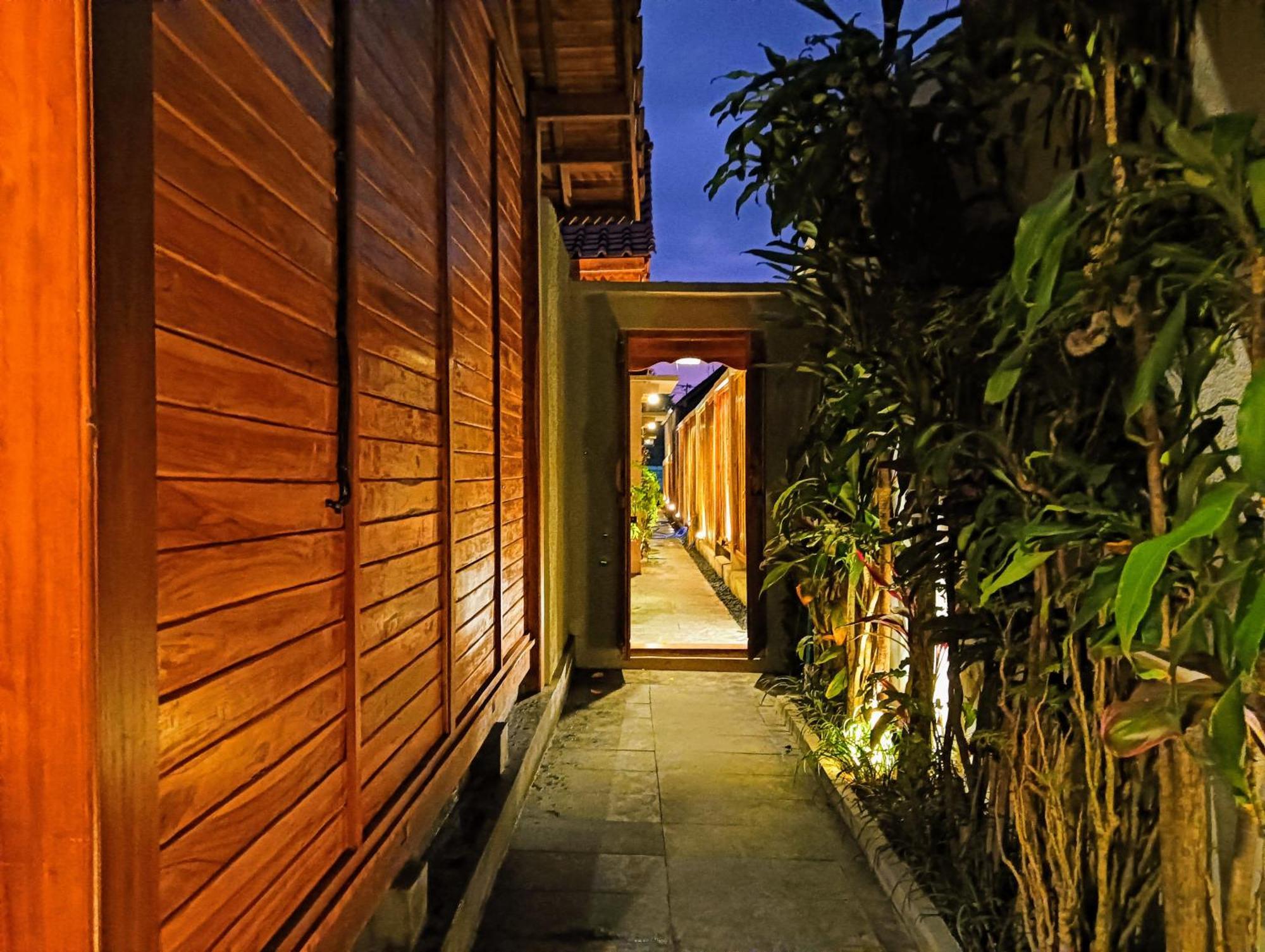 Hotel Ngesil Private Joglo & Pool Ubud Esterno foto
