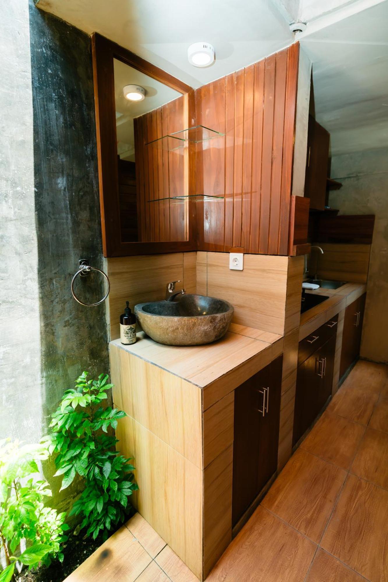 Hotel Ngesil Private Joglo & Pool Ubud Esterno foto